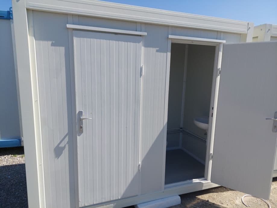 Dupla sanitarna kabina 270x145 cm