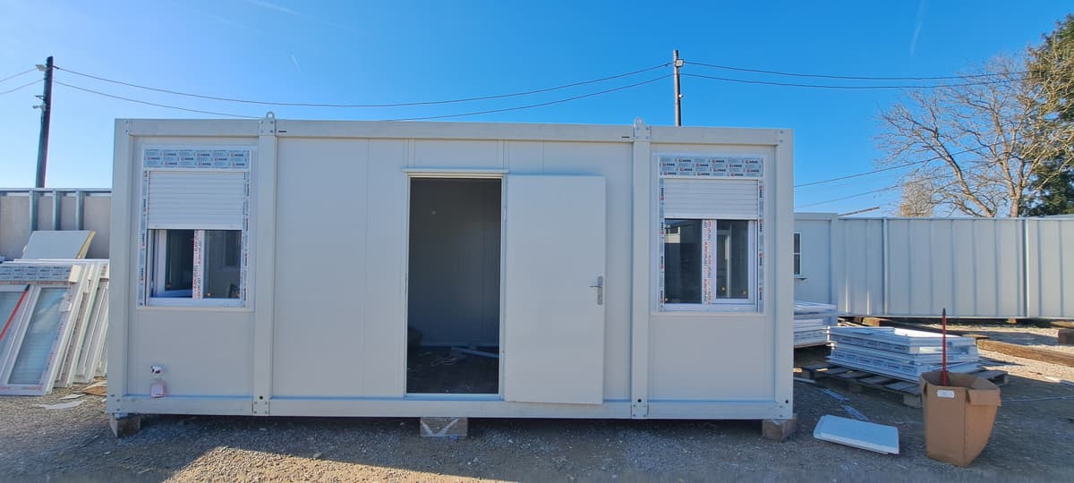 Kontejner 600x300 cm